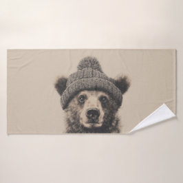 Cozy Bear in Beanie - Cute Winter Animal  Badehandtuch