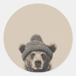Cozy Bear in Beanie - Cute Winter Animal  Runder Aufkleber
