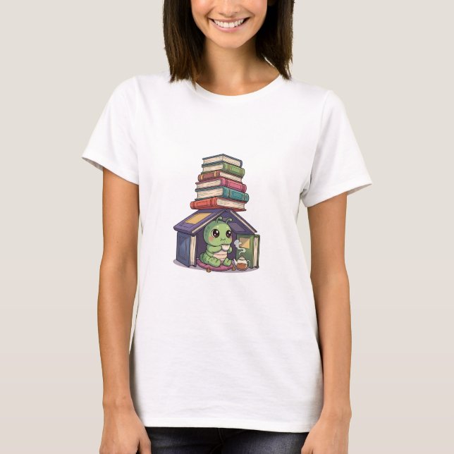 Cozy Bookworm's Tea Time Hideaway T-Shirt (Vorderseite)