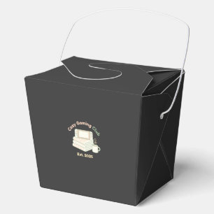 Cozy Gaming Club Kissen Gegr. 2025 Süße Gamerin Geschenkschachtel