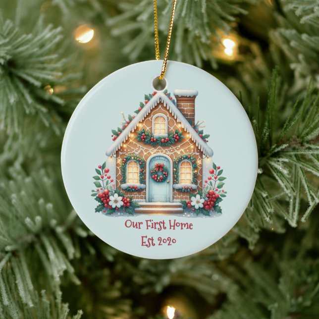 Cozy Gingerbread House Holiday Illustration Keramik Ornament (Baum)