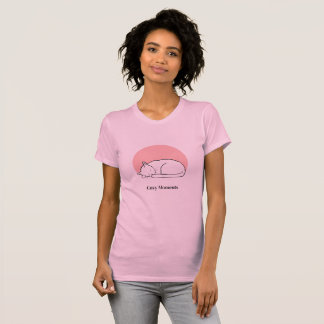 Cozy Moments - Minimalist Sleeping Cat Line Art Te T-Shirt