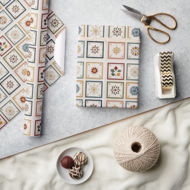 Cozy Winter Blocks with Holiday Motifs Geschenkpapier (Kunsthandwerk)