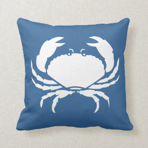 CRAB WHITE auf blauem Kissen