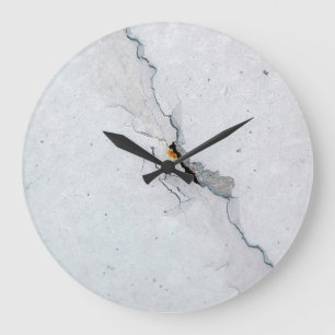 Cracked concrete große wanduhr