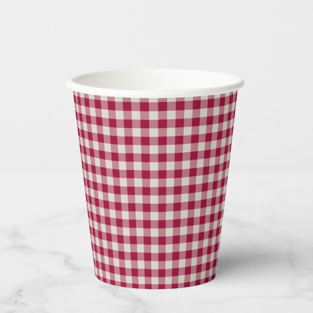 Cranberry Red Gingham Kariert Rustikaler Urlaub Pappbecher (Vorderseite)