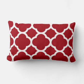 Cranberry Red Quatrefoil Pattern Lendenkissen