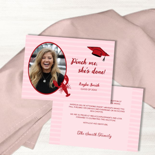 Crawfish Boil Pinch Pink & Red Foto Abschluss Ankündigung (Crawfish Boil Pinch Me Pink & Red Photo Graduation Announcement)