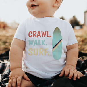 Crawl Walk Surf Retro Vintag blaue Surfboard Baby T-shirt