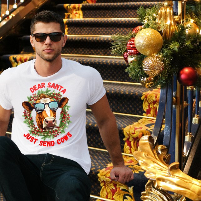 Crazy Brille Kuh Weihnachtskranz T-Shirt (Von Creator hochgeladen)