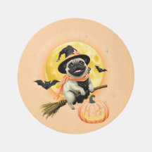 Crazy Happy Halloween Mops Reiten eines fliegenden