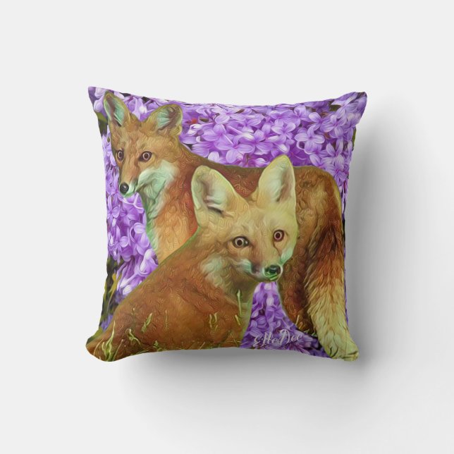 Crazy Like a Fox in Lilacs Kissen (Vorderseite)