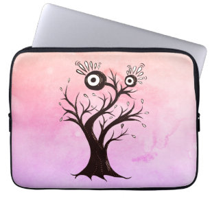 Crazy Tree Creature Ink Art Pink Fantasy Laptopschutzhülle