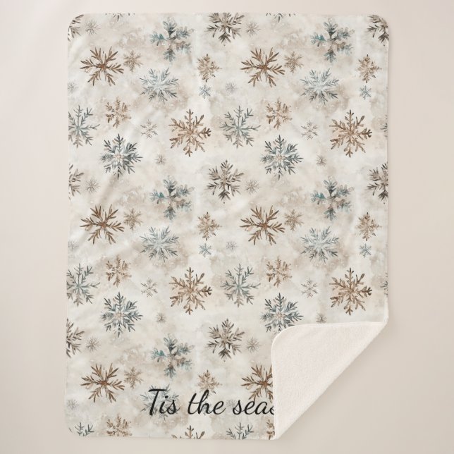 Cream Blue Brown Snowflakes Christmas Sherpadecke (Vorderseite)