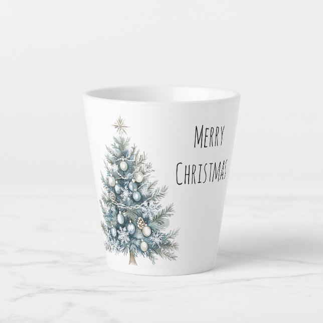 Cream Blue Winter Christmas Tree Milchtasse (Vorderseite)