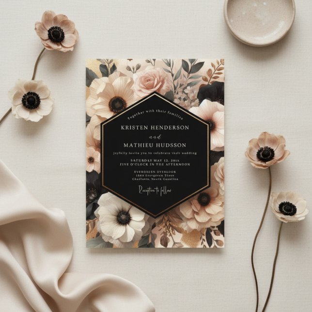 Cream Blush Floral Romance Wedding Einladung (Von Creator hochgeladen)