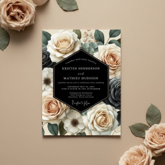 Cream Floral Romance Wedding Einladung (Von Creator hochgeladen)
