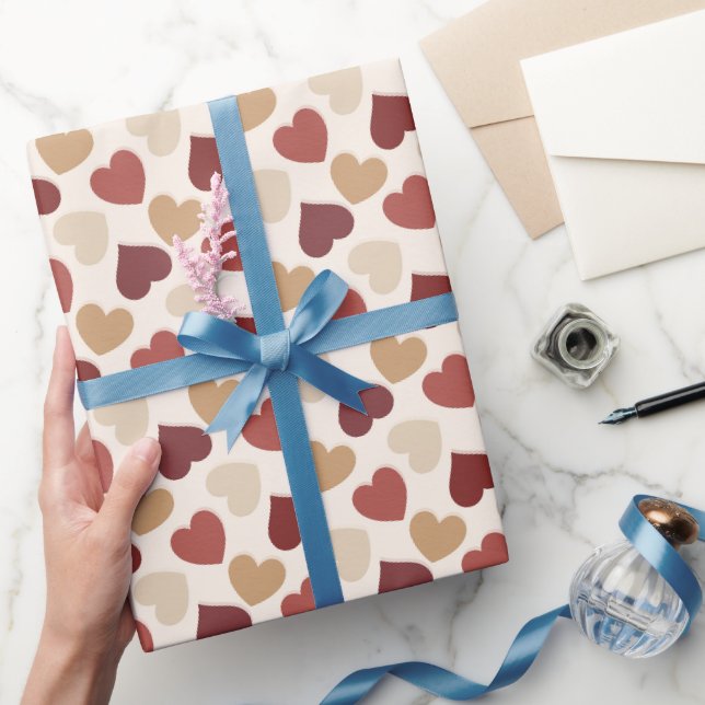Cream Gold Rote Herzen Liebe Geschenkpapier (Schenken)