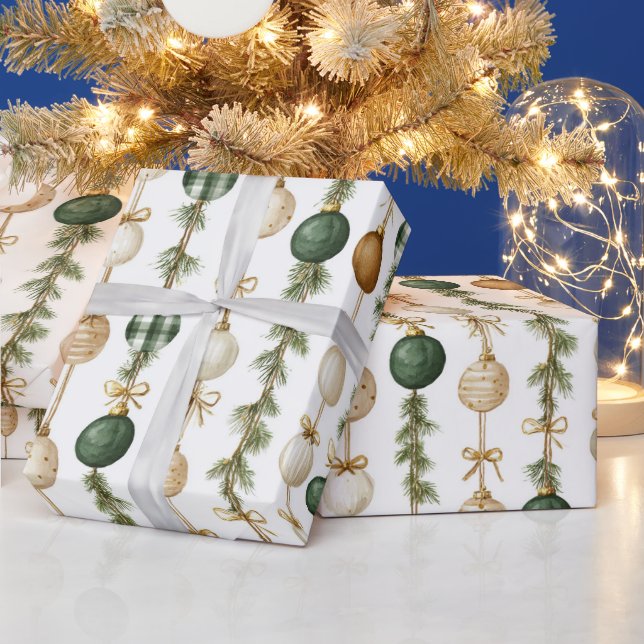 Cream Green Gold Christmas Ornaments Geschenkpapier (Feiertage)