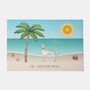 Cream Italian Greyhound am tropischen Sommerstrand Fußmatte