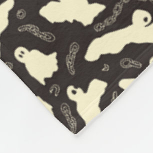 Creamy Ghosts - Halloween-Muster. Fleecedecke
