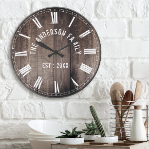 Create Your Custom Family Name Rustic Farmhouse Große Wanduhr