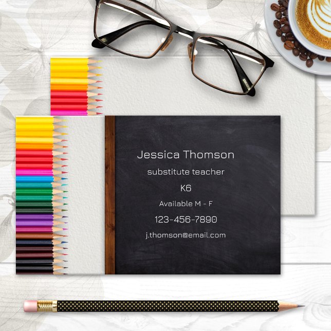 Creative Pencils Chalkboard Teacher Visitenkarte (A cute colorful business card featuring pencils on a watercolor paper background with a chalkboard.)