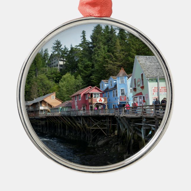 Creek Street in Ketchikan Ornament Aus Metall (Vorne)