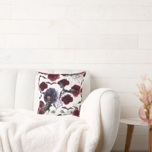 Creepy Beautiful   Dunkelgotische Rose mit Flederm Kissen