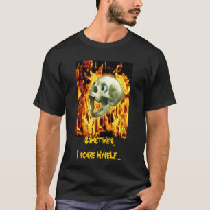 Creepy Gothic Skull, Flammen, Halloween-Horror T-Shirt