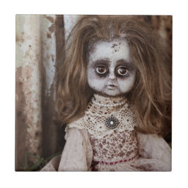 Creepy gotische Porzellan-Puppe viktorianisches Fliese