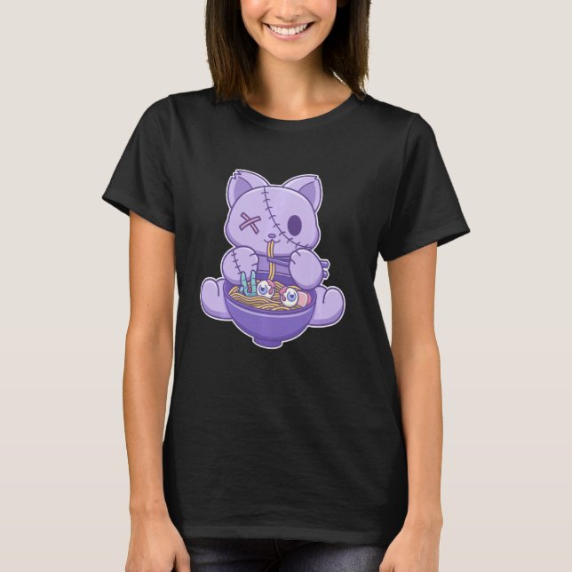 Creepy Pastel Goth Cat Eating Halloween Ramen Nood T-Shirt (Vorderseite)