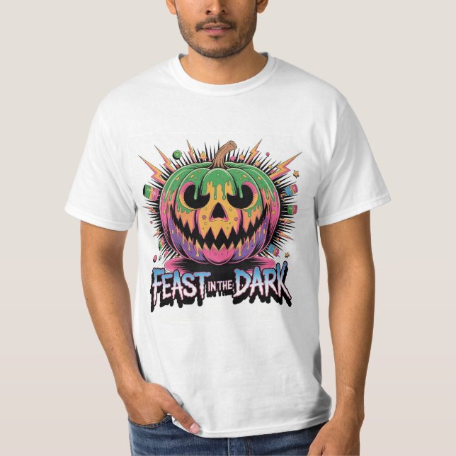 Creepy Pumpkin Pop Culture Graphic T-Shirt (Vorderseite)