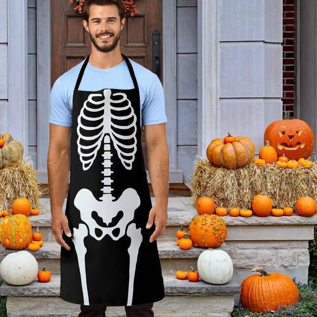 Creepy Skeleton Halloween Schürze (Make Halloween treat giving even more fun when you wear this creepy apron to hand out treats!)