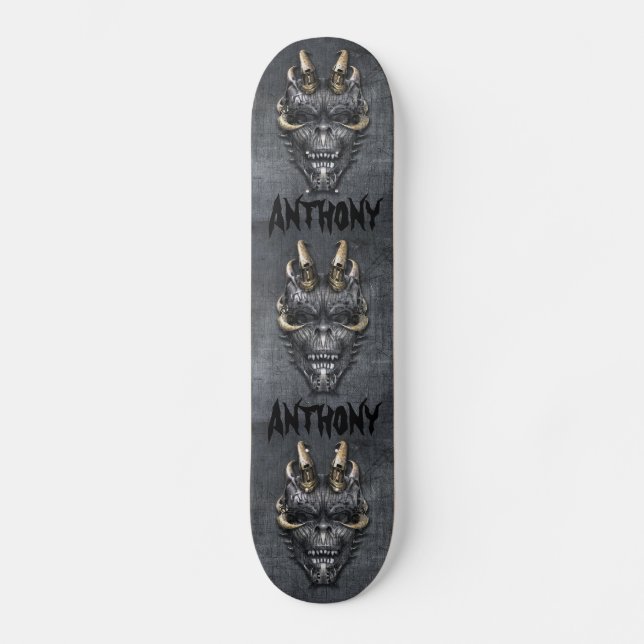 Creepy Skull Skateboard (Vorderseite)