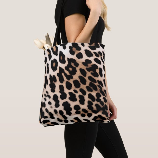 Creme Black Leopard Print (Von Nahem)