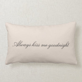Creme Blush Küss Me Goodnight Lendenkissen