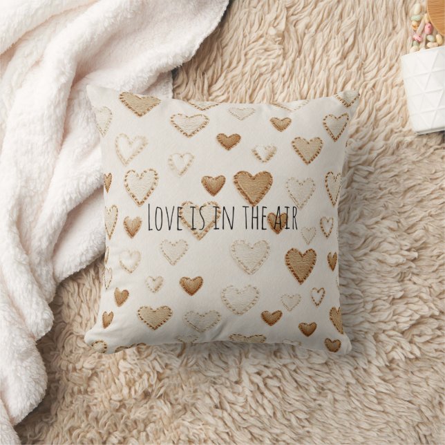 Creme & Braune Herzen   Kissen (Decke)