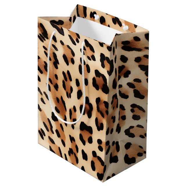 Creme Leopard Animal Print Mittlere Geschenktüte (Rückseite Schrägansicht)