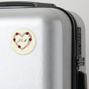 Cremefarbener Magnet mit rosa und roten Herzen