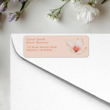 Cremepinke mit orangefarbener Rücksendeadresse