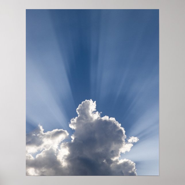 Crepuscular or God's rays streak past cloud. Poster (Vorne)