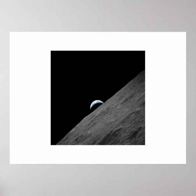 Crescent Earth Poster (Vorne)