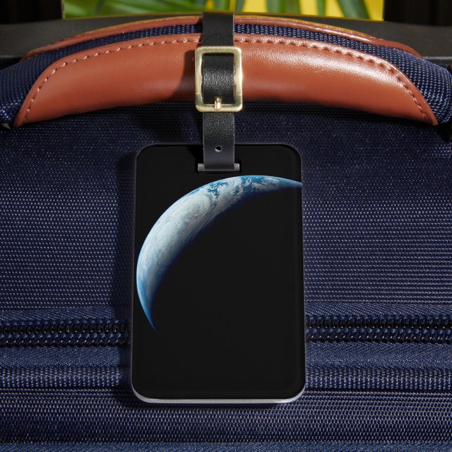 Crescent Earth wurde von der Apollo 4 Mission über Gepäckanhänger (Vorderseite Insitu 2)