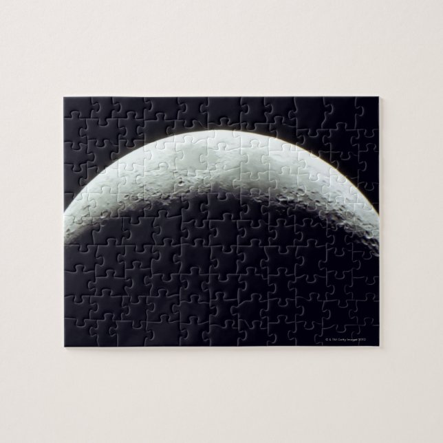 Crescent Moon Puzzle (Horizontal)