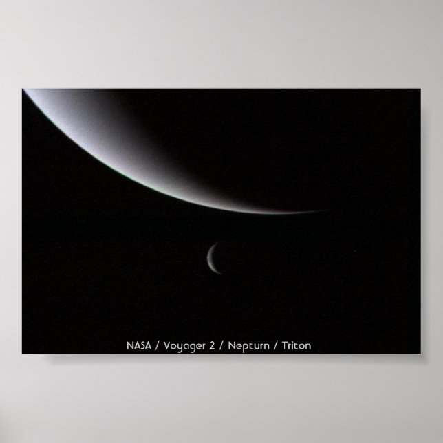 Crescents of Neptune and Triton Poster (Vorne)
