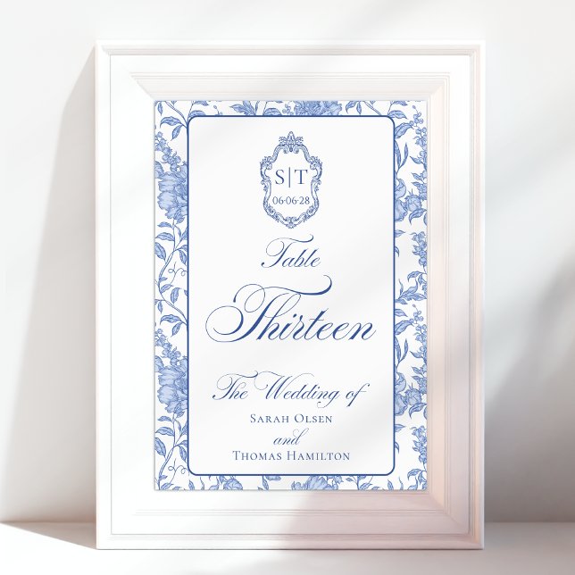 Crest Monogram Blaues Blumen-Script Dreizehn Tischnummer (Von Creator hochgeladen)