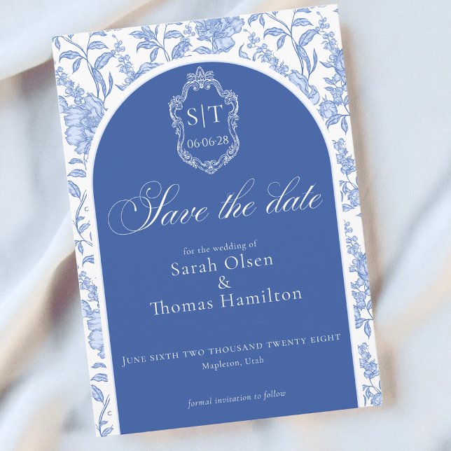 Crest-Monogramm Delft-Blau Florales Skript Save The Date (Von Creator hochgeladen)