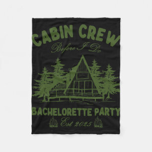 Crew der Kabine vor dem Camp Bach Bachelorette Tei Fleecedecke