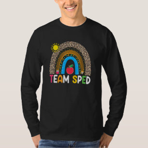 Crew Regenbogen Spezielle Bildung Lehrer hinten T T-Shirt